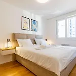 Fanny One Bedroom *